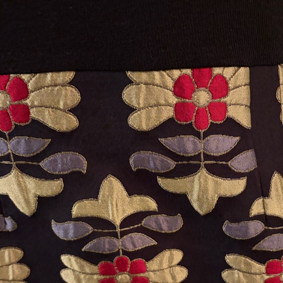 Traffic People Black Dress with Floral Pattern - Picture 4 of 8